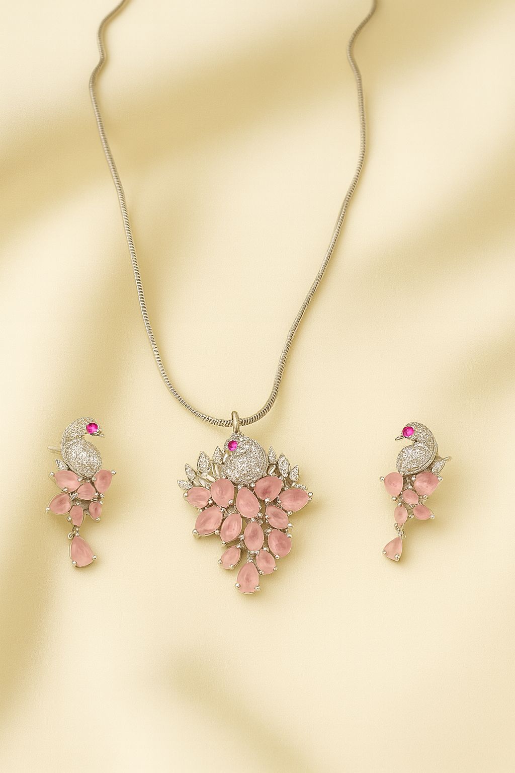 Astra Pendant Set